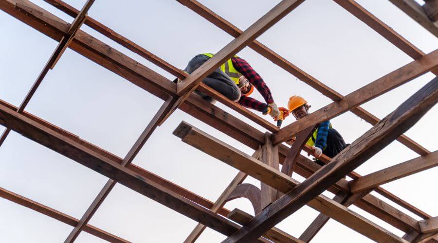 Professional gutter cleaning services in Centerville, KS